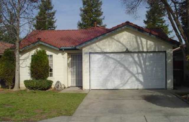Attractive Home - 5668 West Tenaya Avenue, Fresno, CA 93722