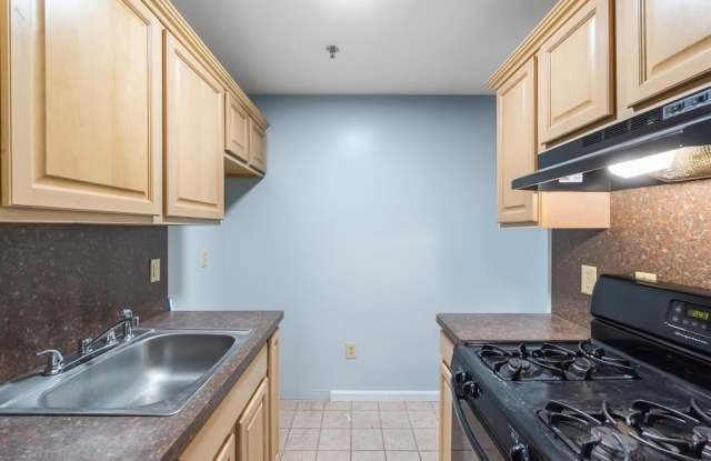 291 BROADWAY - 291 Broadway, Bayonne, NJ 07002