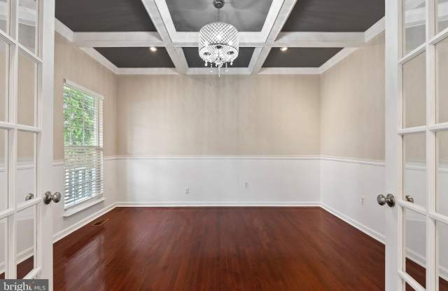 12257 SHERBORNE Street Gallery 4