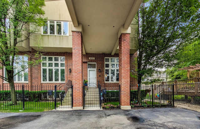 4915 W GUNNISON Street photos photos
