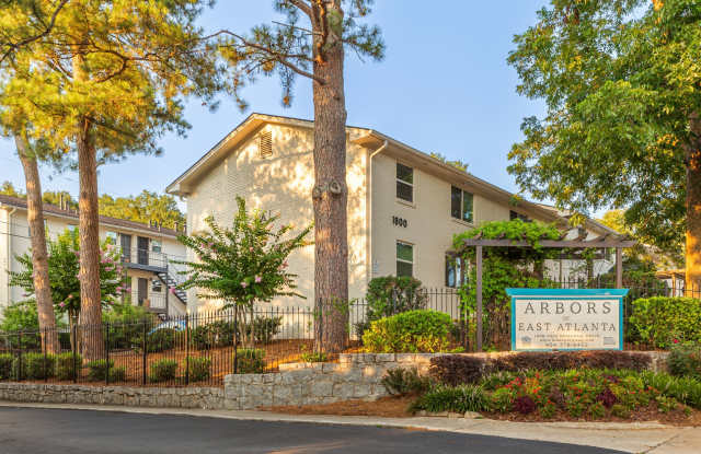 Arbors of East Atlanta photos photos