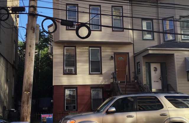 23 VROOM ST photos photos