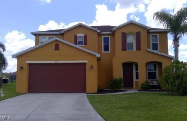 8011 Allamanda CT - 8011 Allamanda Court, Lehigh Acres, FL 33972