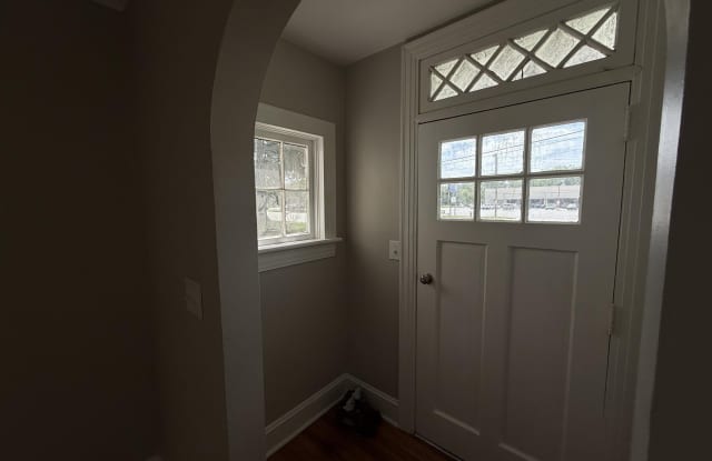 2519 S Memorial Drive Gallery 3
