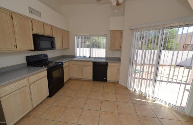 10421 E Windstorm Drive Gallery 3