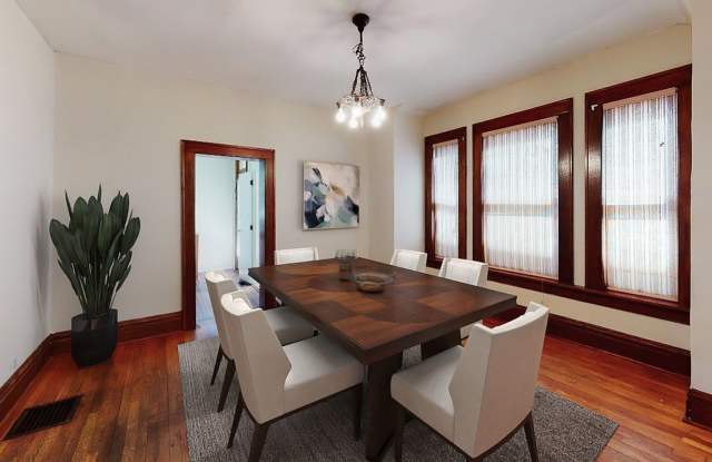 6 BEDROOMS + 2 FULL BATHROOMS Single Family House SHOWING NOW - For Fall 2026! Inquire today! photos photos