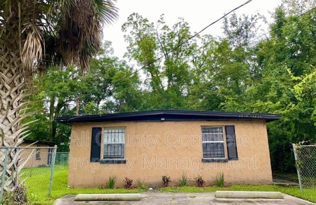 3254 Phyllis St - 3254 Phyllis Street, Jacksonville, FL 32205