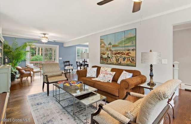 1 Patricia Lane Gallery 4