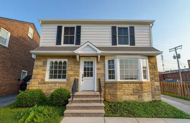 4018 Bushnell Rd. - 4018 Bushnell Road, University Heights, OH 44118
