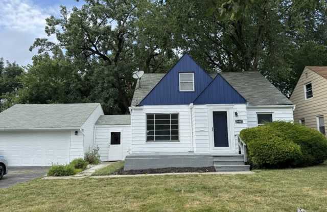 18801 Invermere Avenue photos photos