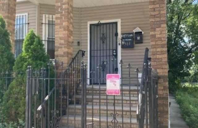 361 S 11th St - 361 South 11th Street, Newark, NJ 07103