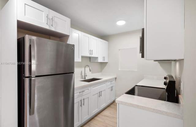 1330 W 29th St photos photos 1330 W 29th St photos photos