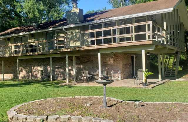 3801 WOODMERE LN - 3801 Woodmere Lane, Middleburg, FL 32068