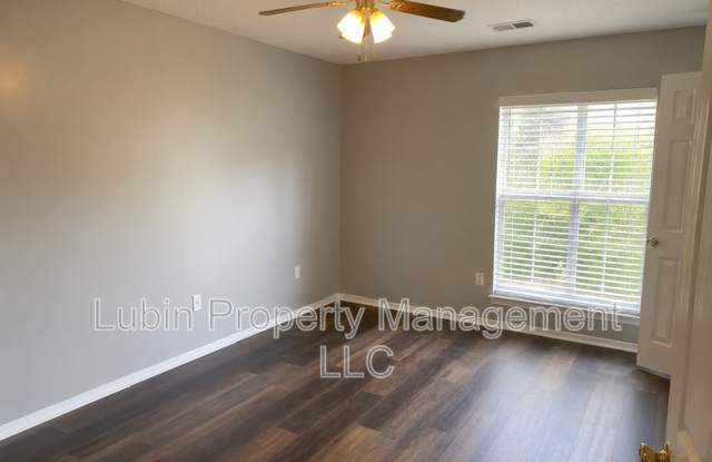 10331 Oak Leaf Drive Gallery 4