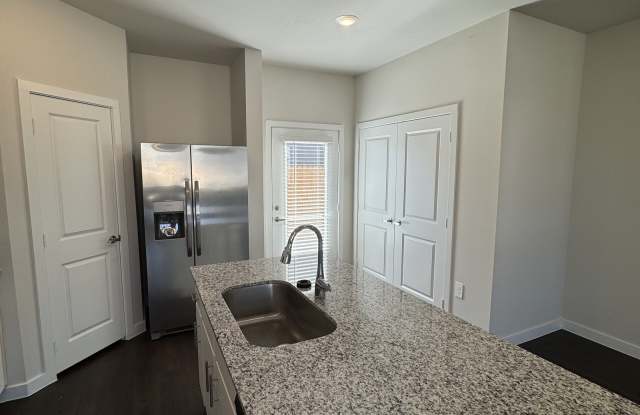 360 Elevon Parkway photos photos