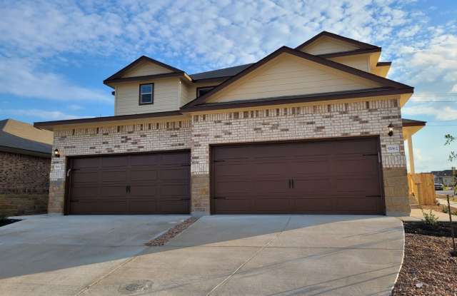 Luxury Townhome Gallery 1