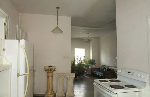 1816 Old Pioneer Road Gallery 4