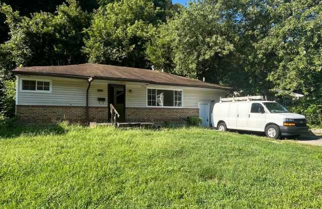 Three Bed, 2 Bath in Cincinnati! photos photos
