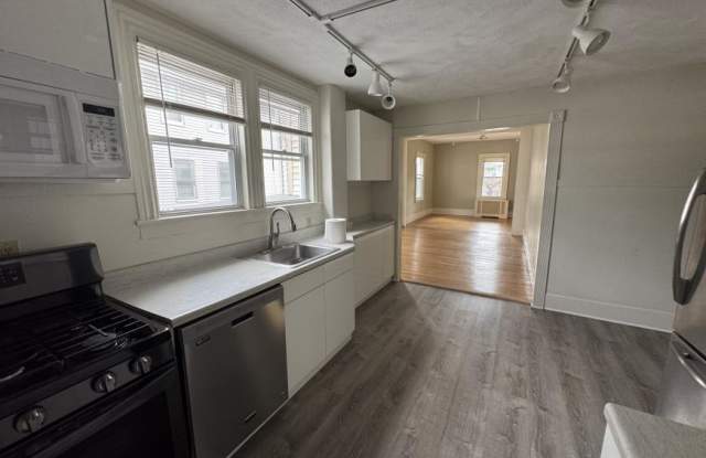 77 Boyd St. photos photos