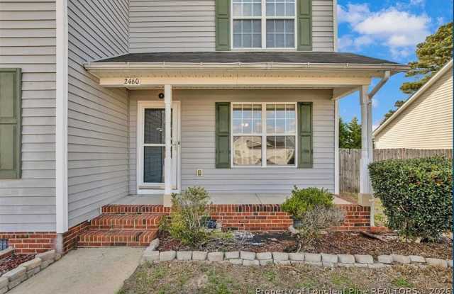 3 bedrooms, 2 full baths, 2 half bath Home! Work studio! Close to Fort Bragg and Shopping! Gallery 3