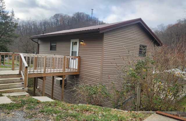 1752 Tyrone Road Gallery 1
