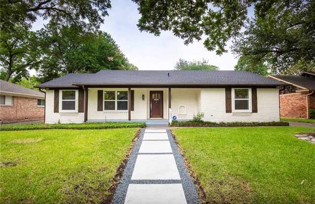 7043 Arboreal Drive Gallery 2