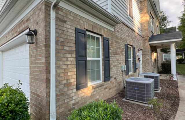 Beautiful Townhome with 2 Car Garage on Cul-De-Sac in Ballantyne! WATER included!! COMING SOON! - 14506 Crociani Drive, Charlotte, NC 28277