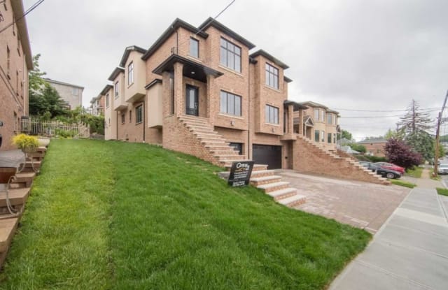 269 Glen Ave - 269 Glen Avenue, Palisades Park, NJ 07650
