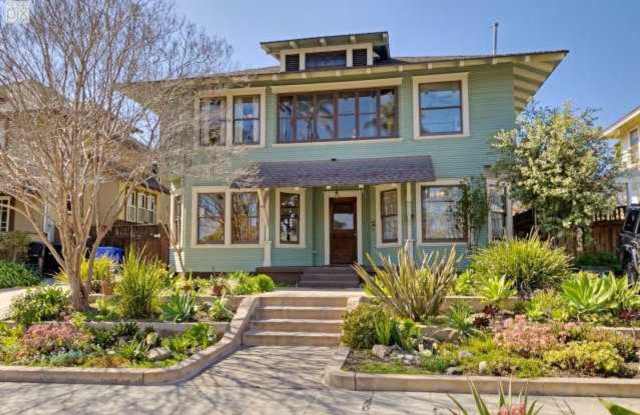 MUST SEE!!! Beautifully restored Historically contributing Craftsman in South Park. 3 bed 2 bath $7,750 on 12 month lease Gallery 1
