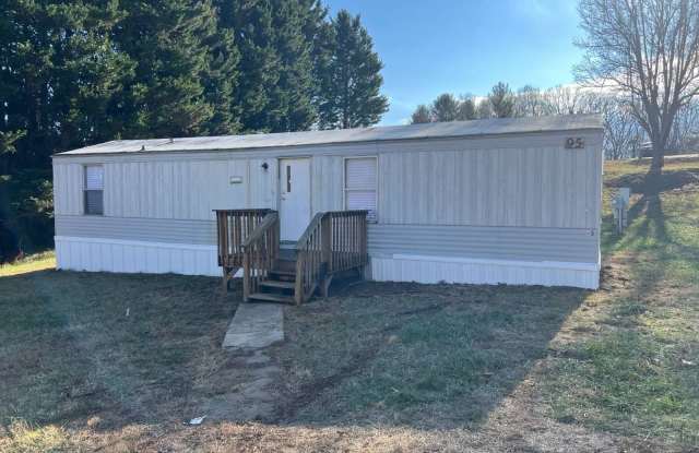 95 Red Fox Loop - 95 Red Fox Loop, Haywood County, NC 28721