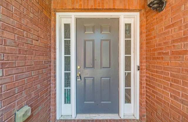 1617 Amhearst Walk Road Gallery 2
