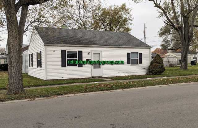 New Listing in the '05 photos photos