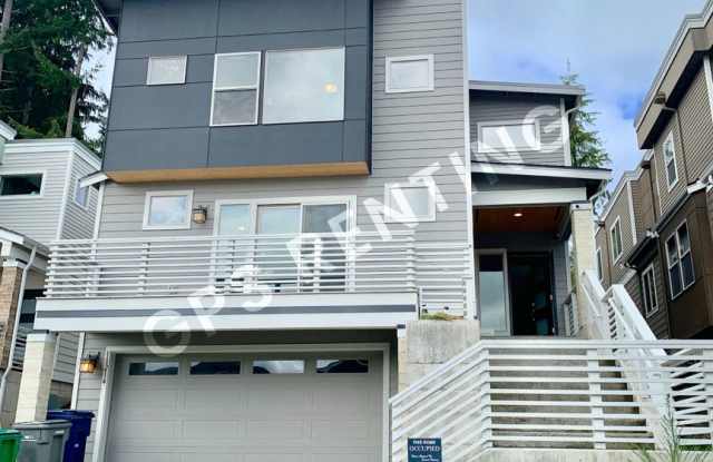 Immaculate 5 Bedroom In Bothell Available Now! Gallery 2