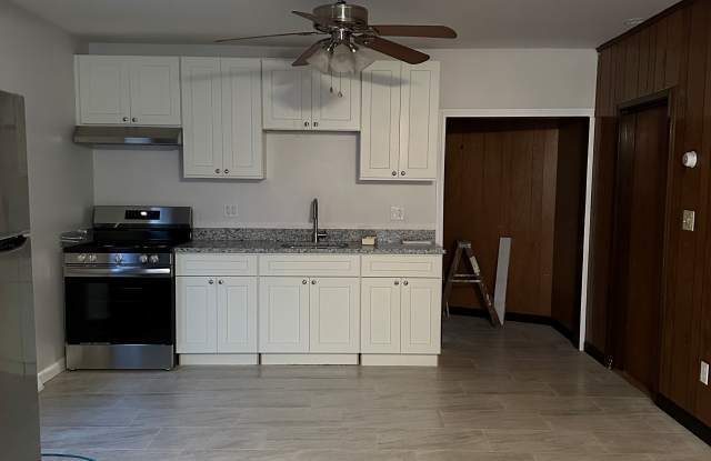 33 Notre Dame Street - 33 Notre Dame Street, Central Falls, RI 02863