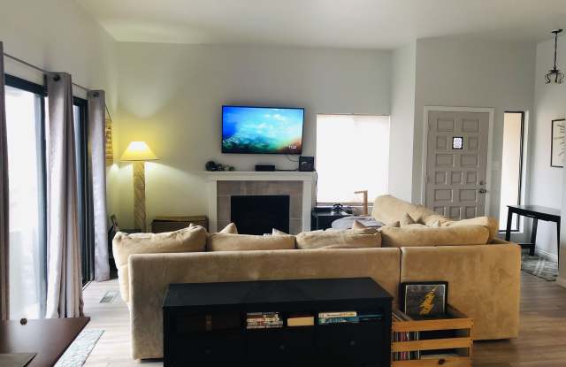 6684 Reservoir Ln photos photos