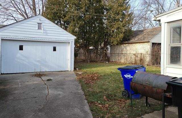 10541 BEACONSFIELD Street Gallery 3