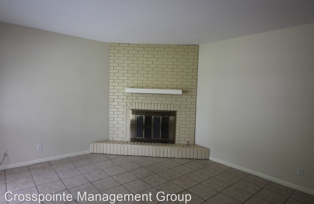3306 Greg Ln Gallery 2