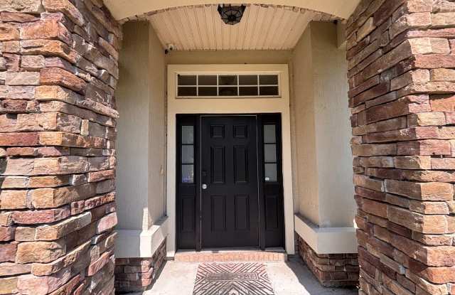 Spacious 4BR Waterfront Home with Bonus Room & Fenced Yard! Gallery 3