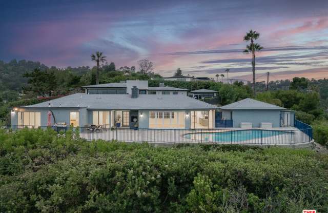 3710 Glenridge Drive Gallery 1