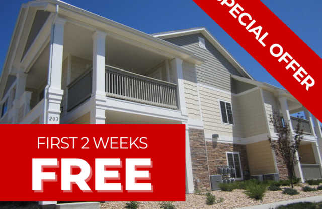 ***MOVE-IN SPECIAL First 2 weeks Free*** Gorgeous 2 Bed/2 Bath Condo with Detached Garage - 4835 Hahns Peak Drive, Loveland, CO 80538