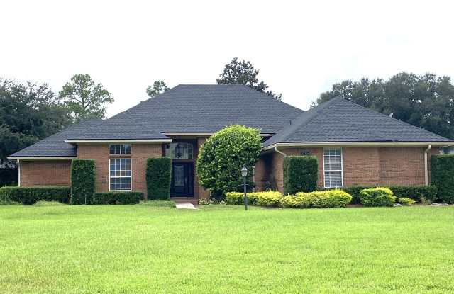 13054 HUNT CLUB Road N Gallery 1