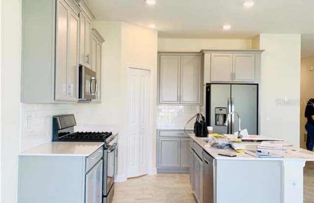 1507 OAK MARSH LOOP Gallery 4
