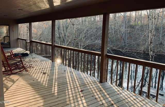 530 Turner Lake Tr Gallery 3