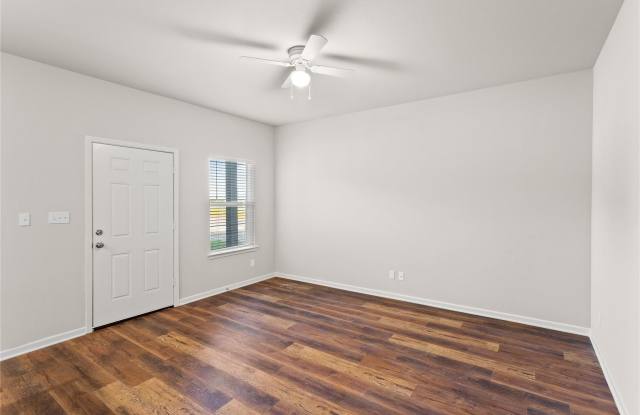 2708 Ginger Court Gallery 3