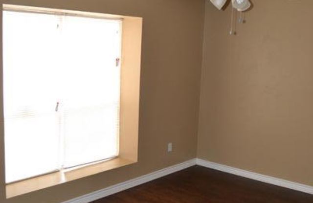 1346 Middleton Dr Gallery 4
