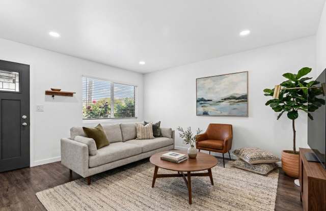 Renovated Hayward Home: Central AC, Garage, and Modern Upgrades photos photos Renovated Hayward Home: Central AC, Garage, and Modern Upgrades photos photos