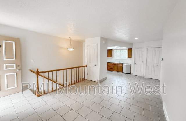 142 N 200 W photos photos