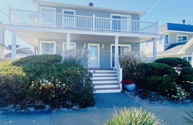 4 Camden Avenue unit: Down photos photos 4 Camden Avenue unit: Down photos photos