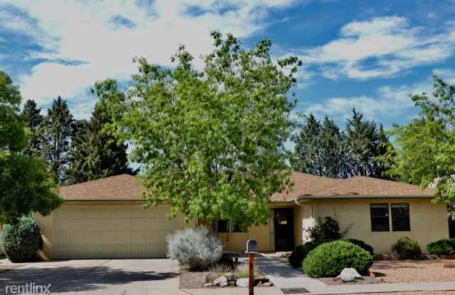 1317 Ridgecrest Loop SE - 1317 Ridgecrest Loop Southeast, Albuquerque, NM 87108