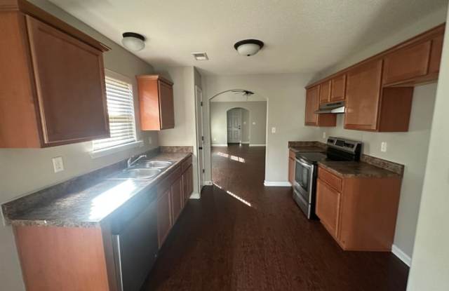 5674 Sycamore Woods Drive Gallery 4